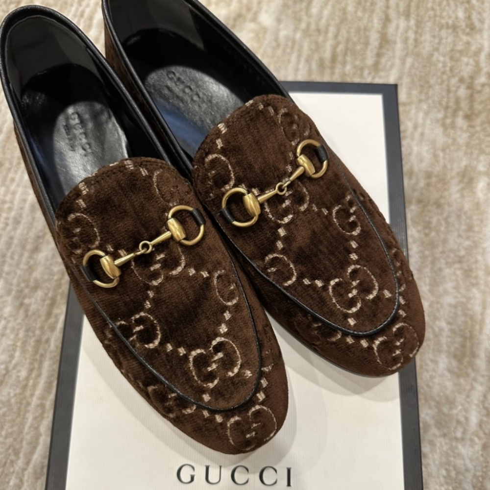 Gucci Jordaan Velvet Flats